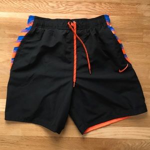 Nike Color Surge Sonar 7" Volley Shorts